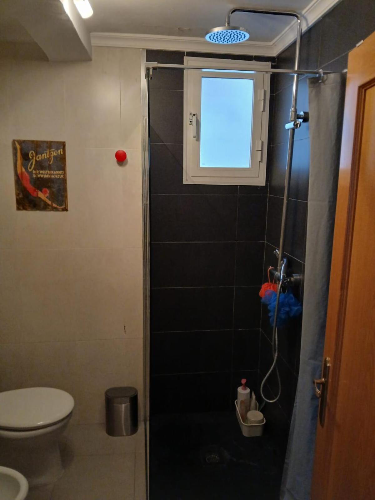 Piso Para 4 Con 2 Parking En Casco Historico De Zaragoza 2 Noches Minimo Exterior foto